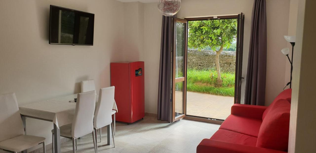 Apartamentos La Pradera De Isla Exterior photo