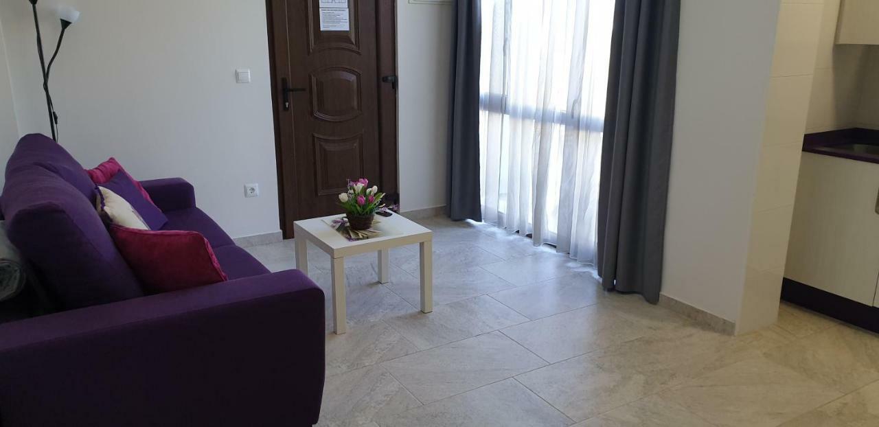 Apartamentos La Pradera De Isla Exterior photo